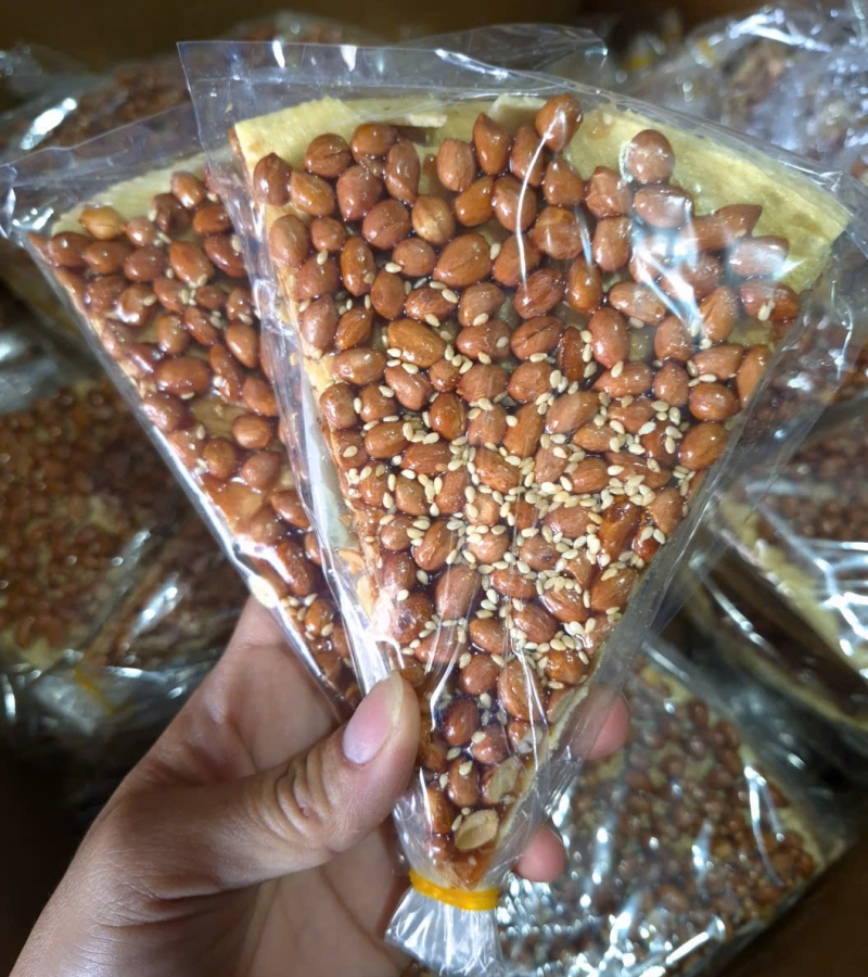KẸO ĐẬU PHỘNG TAM GIÁC KIM PHỤNG