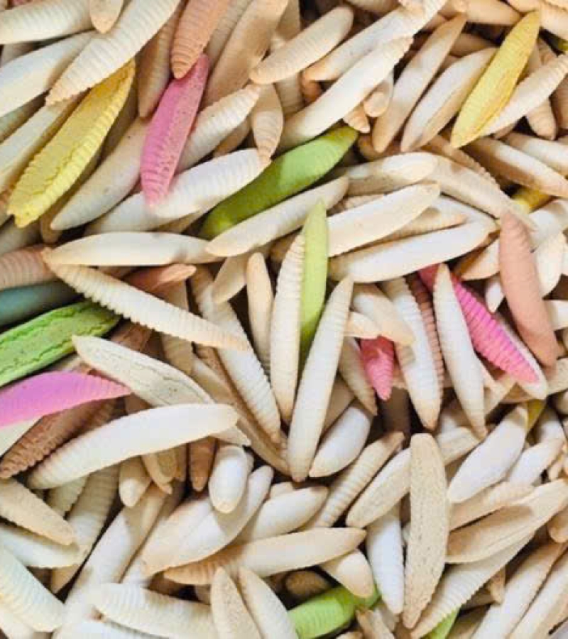 Bánh đuông sữa .giá 8000/ 35000/ xâu- túi..49.000/kg